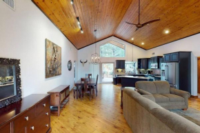 Torreon Cozy Cabin, Decks, BBQ, 4Bedroom, Sleeps 8